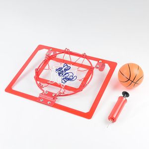 Aro de Baloncesto Montado en Pared con Borde Rojo y Red para Niños, Juego Interior y Exterior de 8 a 13 Años, Tablero Transparente - Product Image 3