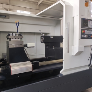 Torno Metálico Horizontal de Alta Precisión con Cama Plana, Logra una Precisión de Posicionamiento de 0.015 mm para un Procesamiento Preciso de Metales - Product Image 5