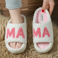 Chaussons d'intérieur en coton peluche de luxe personnalisables avec logo, vente en gros pour femmes, nouveaux produits hiver 2026, chaussures chaudes pour la maison, faible MOQ