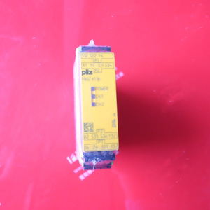Pilz Pnoz E1.1p 24Vdc Safety <b>Relay</b> 774133 Industrial Use - Product Image 2