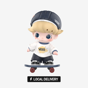 Figura Coleccionable Auténtica POP MART DIMOO WORLD X <span class=keywords><strong>VANS</strong></span> Ride the Dream, Juguete Artístico de Skateboard Boy, Regalo, Adorno de Escritorio - Product Image 1