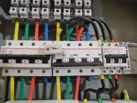 Gabinete de control solar fotovoltaico, caja de distribución de CC de 1000V y 4 cadenas para granja solar