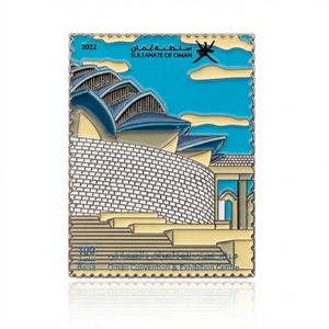 Spilla da bavero personalizzata con bordo smerlato in smalto duro, Distintivo in metallo souvenir turistico del Centro Congressi del <span class=keywords><strong>Sultanato</strong></span> dell'Oman - Product Image 1