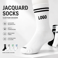 Chaussettes mi-mollet personnalisées en jacquard avec logo, en coton doux et respirant, pour sport et usage quotidien, OEM ODM, faible MOQ, imprimées sur mesure pour hommes