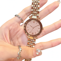 Montre à quartz simple de luxe pour femme, personnalisable ODM OEM, boîtier en alliage, bracelet en acier inoxydable, étanche 3ATM, mouvement japonais, style professionnel