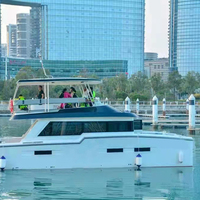 Catamarán a Motor de Lujo de 12m Personalizado, Flybridge, Dos Motores Fuera de Borda de 150HP, 12 Personas, Ventanas Panorámicas, Alquiler Familiar