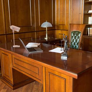 Lampe de table E27, couleur rose et argent, idéale pour la décoration et l'ambiance des espaces. - Product Image 2