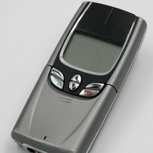 Livraison gratuite pour le <span class=keywords><strong>téléphone</strong></span> <span class=keywords><strong>portable</strong></span> classique simple et compact 8890 débloqué d'usine, original et pas cher, par <span class=keywords><strong>la</strong></span> <span class=keywords><strong>poste</strong></span> - Product Image 5