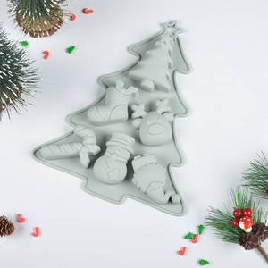Moule à gâteau en silicone antiadhésif LFGB Platinum sans BPA, en forme d'arbre et de renne, 6 cavités, pour Noël, fabriqué par MUYULINS - Product Image 2