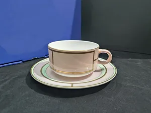 Tetera de Porcelana Blanca con Tapa y Borde Dorado, Tetera Clásica, Servicio de Té para Hotel y Hogar - Product Image 4