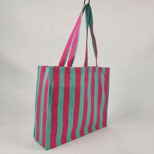 Sacs fourre-tout unis en coton personnalisé Sac fourre-tout en coton biologique matelassé Grand petit emballage Sac pochette en coton - Product Image 3