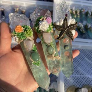 Fait à la main naturel vert Fluorite <span class=keywords><strong>cristal</strong></span> Point baguette rugueux clair Quartz <span class=keywords><strong>cristal</strong></span> <span class=keywords><strong>roche</strong></span> magique sorcière baguette ornement pour la décoration intérieure - Product Image 2
