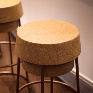 <span class=keywords><strong>Tabouret</strong></span> de <span class=keywords><strong>bar</strong></span> haut en liège de style unique et traditionnel avec cercle fer métal fait à la main rétro moderne pieds naturels bois noir - Product Image 4