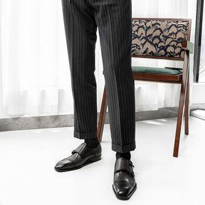 Chaussures de ville pour hommes à bout carré et à boucle, style italien, nouvelle collection, tendance. Robe d'automne en cuir de haute qualité, rehaussant la taille - Product Image 3