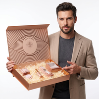 Boîte cadeau rigide magnétique en or rose personnalisée, couvercle intérieur gaufré, emballage cadeau de luxe pour cosmétiques et soins de la peau avec papier froissé