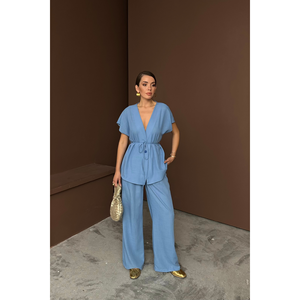Conjunto de Blusa y Pantalones de Lino Azul con Cuello en V y Cintura Ajustable, Conjunto de Dos Piezas con Diseño de Dos Piezas - Product Image 4