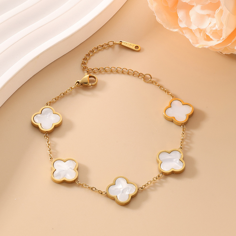 Bracelet lisse doré (blanc)