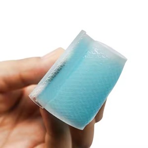 Échantillon gratuit personnalisé Gel de refroidissement <span class=keywords><strong>Patch</strong></span> Gel de refroidissement Réduction de la fièvre Vêtements Adhésif Pack de froid Réduction de la fièvre - Product Image 4