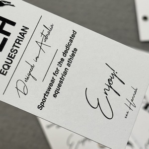 Thẻ in logo dập nổi cho doanh nghiệp của bạn treo thẻ treo giấy cho thương hiệu quần áo sang trọng chuỗi hangtag tùy chỉnh - Product Image 5