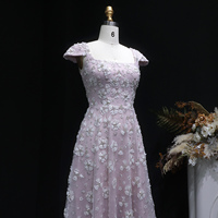 Robe de soirée florale rose clair chic Sharon Said SS602 pour femme, col carré, dos ouvert, pour mariage, soirée ou bal de promo, dos recouvert