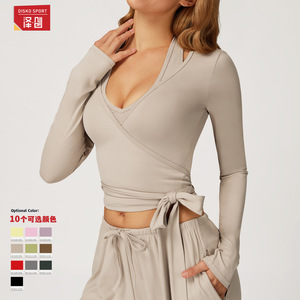 EWT3058 Camiseta de yoga de manga larga con cuello cruzado, top corto color lavanda, ropa deportiva para mujer - Product Image 2