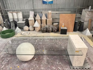 <span class=keywords><strong>Table</strong></span> basse personnalisable <span class=keywords><strong>en</strong></span> marbre naturel avec <span class=keywords><strong>plateau</strong></span> <span class=keywords><strong>en</strong></span> <span class=keywords><strong>verre</strong></span> <span class=keywords><strong>trempé</strong></span> et pieds <span class=keywords><strong>en</strong></span> boules <span class=keywords><strong>de</strong></span> pierre, également utilisable comme <span class=keywords><strong>table</strong></span> <span class=keywords><strong>en</strong></span> <span class=keywords><strong>verre</strong></span> - Product Image 6