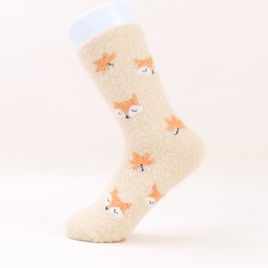 Otoño e Invierno señora moda peludo suave cálido calcetín Animal abeja <span class=keywords><strong>cerdo</strong></span> mujeres piso Coral polar Calcetines - Product Image 6