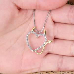 Colliers pendentifs cœur d'amour en strass style coréen pour femmes, bijoux créatifs de dessin animé pour la clavicule - Product Image 5