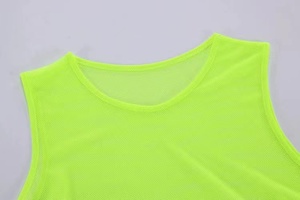 EB 6047, Baberos de fútbol sublimados personalizados, Chaleco de entrenamiento de fútbol, chalecos de scrimmage, camiseta de práctica de equipo personalizada - Product Image 4