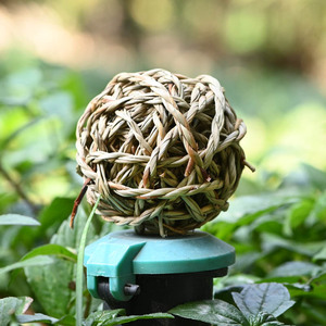 Juguete Masticable de Paja Tejido a Mano, Pelota de Cuerda de Paja Clásica para Hámster, Loro, Gato, Conejo - Product Image 1