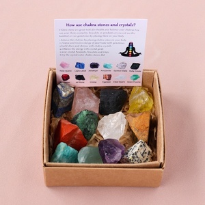 Ensemble de méditation Reiki énergétique naturel en gros, pierres brutes, cristaux de guérison des sept chakras avec boîte, aromathérapie et décoration - Product Image 1