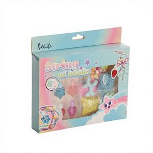 Juguetes de Plástico No Tóxicos, Juego de Maquillaje de Juguete para Preescolares, Esmalte de Uñas, Cuentas para Manualidades, Brillo Labial Colorido para Niños - Product Image 1