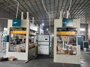 Tonsing CNC scie à ruban automatique pour <span class=keywords><strong>planche</strong></span> courbe CNC routeur peu machine à scier le bois massif - Product Image 6