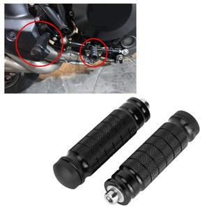 Reposapiés Personalizados para Motocicleta CNC – Piezas de Repuesto Duraderas Anodizadas en Negro para Yamaha - Product Image 5