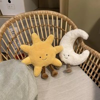 Adorable Peluche Météo en Forme de Visage Souriant, Lune Blanche et Soleil Jaune, Jouet en Peluche Mignon de Dessin Animé pour Décoration de Chambre d'Enfant et Coussin de Canapé