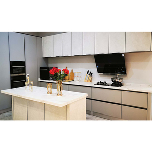 Ensemble d'îlots de <span class=keywords><strong>cuisine</strong></span> Armoires de <span class=keywords><strong>cuisine</strong></span> de luxe en bois massif au design moderne Dalle de pierre frittée pour porte de <span class=keywords><strong>meuble</strong></span> de <span class=keywords><strong>cuisine</strong></span> - Product Image 3