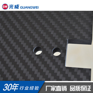 Lámina de Fibra de Carbono Guangwei, Peso Medio, Teñido Liso, Antiestática, Uso Industrial, Personalizable - Product Image 1