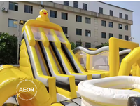 Château gonflable de jeu d'obstacles personnalisable pour enfants, petit canard jaune de dessin animé