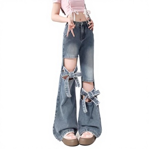 Jeans a Zampa Strappati con Fiocco Stile Americano Retrò da Donna Taglie Forti, Modello High Street Sassy Girl con Dettagli Cut-out - Product Image 1