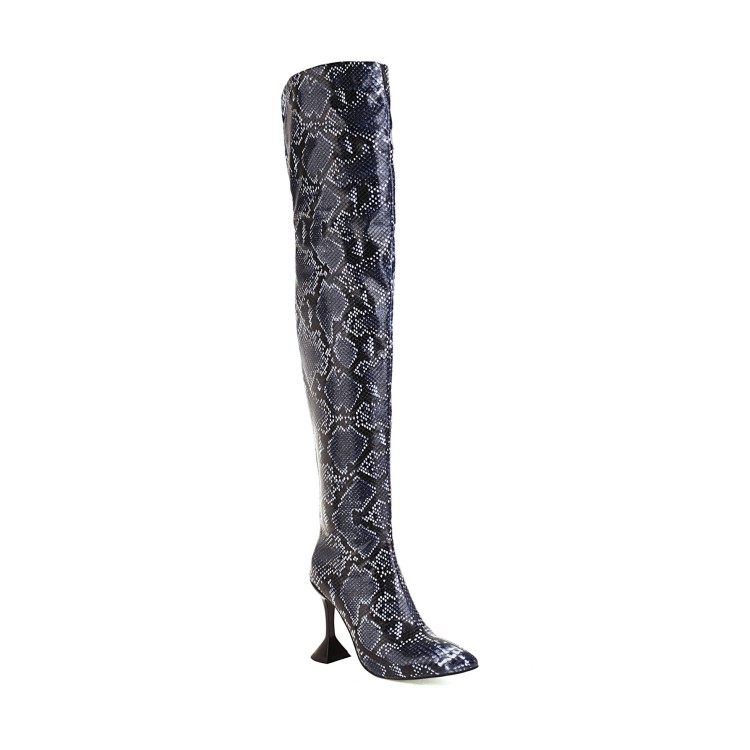 Peau de serpent bleue