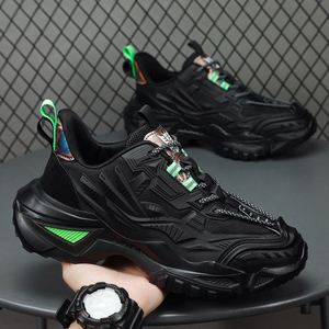 Chaussures de course décontractées pour hommes, noires, respirantes, souples, légères, à lacets, en maille, anti-odeur, intemporelles, rehaussantes et confortables - Product Image 4