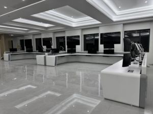 Аэропорт/Железнодорожный вокзал/консоль диспетчерской станции метро - Product Image 3