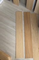 Revêtement de sol SPC imperméable à l'eau, système de clic, résistant à l'usure, planches de vinyle SPC, revêtement de sol SPC