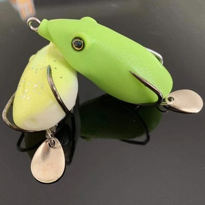 Double Hook Fighting Blood Groove Rising Hook Tip Thunder Frog Artificial Soft Bait PVC Freshwater Fishing Soft Lure Set - Product Image 4