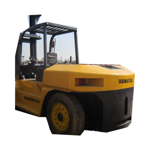Montacargas Diésel Komatsu FD150 Usado, 15 Toneladas, Mástil de Dos Etapas, Neumáticos Sólidos, Original Japonés, Tracción en las Cuatro Ruedas, Operación con Asiento - Product Image 1
