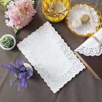 Napperons en papier ronds à dentelle jetables décoratifs pour servir gâteaux, desserts et aliments