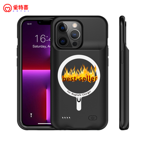 Le <span class=keywords><strong>plus</strong></span> récent chargeur de boîtier de téléphone mince Portable chargeur de <span class=keywords><strong>batterie</strong></span> de secours <span class=keywords><strong>externe</strong></span> boîtier de <span class=keywords><strong>batterie</strong></span> <span class=keywords><strong>externe</strong></span> pour la série <span class=keywords><strong>Iphone</strong></span> - Product Image 1