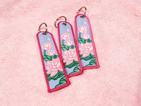 Gantungan Kunci Bordir Bunga Teratai, Gantungan Kunci Tenun Motif Bunga Oriental, Aksesori Gantungan Kunci Kain Vintage untuk Tas Ransel, Dompet, dan Kunci