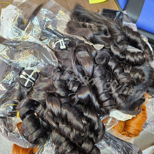 Pronto per la Spedizione: Ciocche di Capelli Umani Vietnamiti Grezzi, Capelli Vergini RAW 100% in Ciocche, Tutte le Lunghezze, Direttamente dalla Fabbrica in Vietnam - Product Image 6