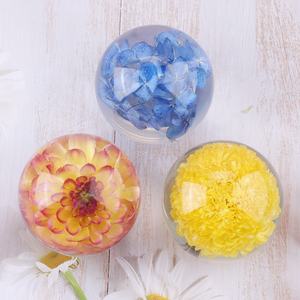 <b>Clear</b> Transparent Acrylic Crystal Decor Ball Ornament with Real Dry Flower Inside Solid <b>Resin</b> Ball - Product Image 5